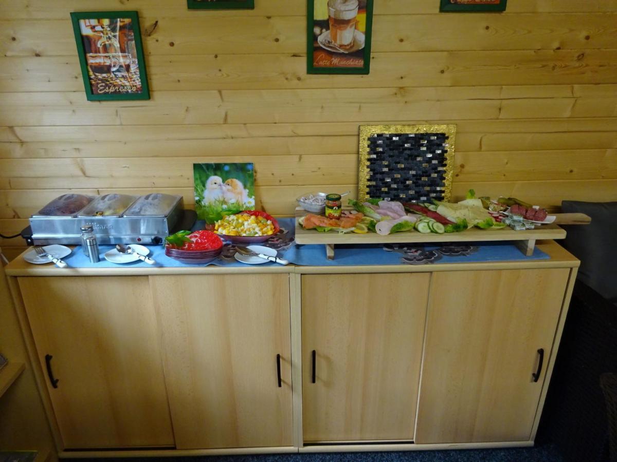 Ferienanlage Waschbaer Country Темплин Екстериор снимка